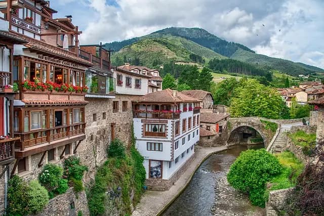 Cómo descubrir rincones ocultos en España: guía práctica