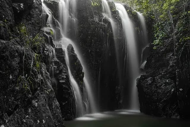 Cómo descubrir rincones naturales ocultos en España
