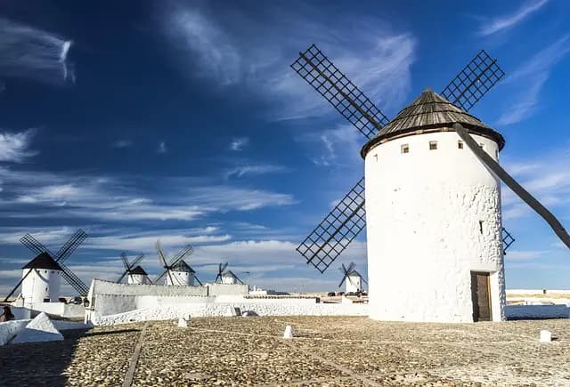 Rincones ocultos de España que debes descubrir este año
