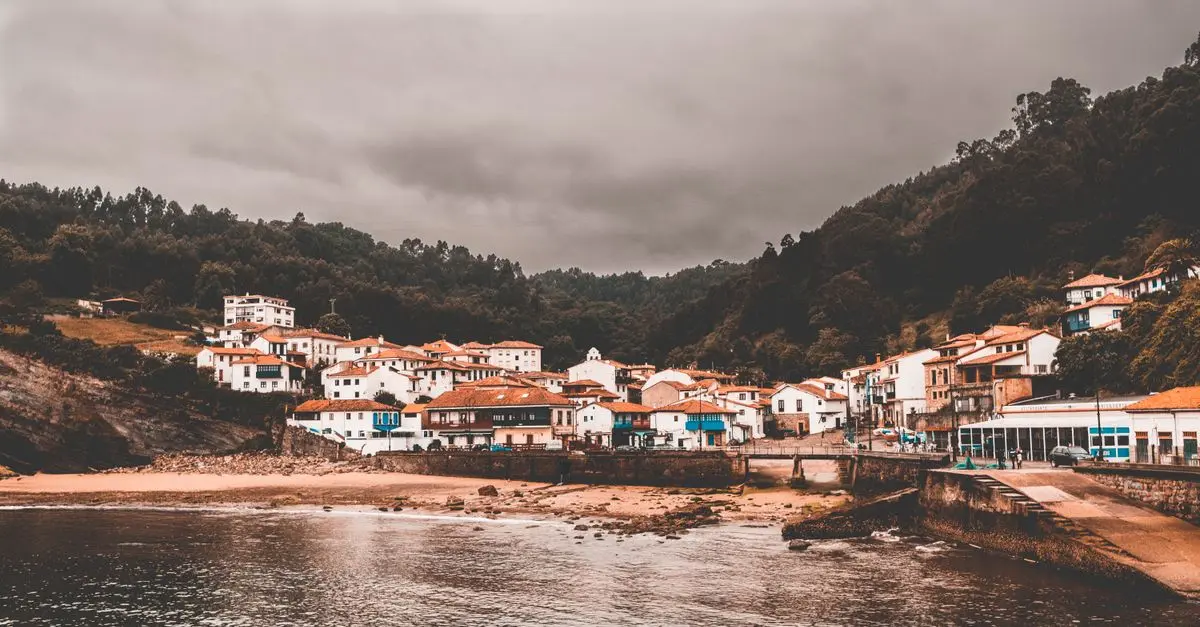 Cómo planificar tu visita a los rincones ocultos de España