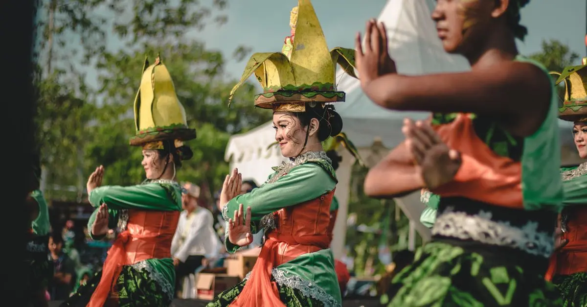 Integración de festivales culturales en los viajes por España