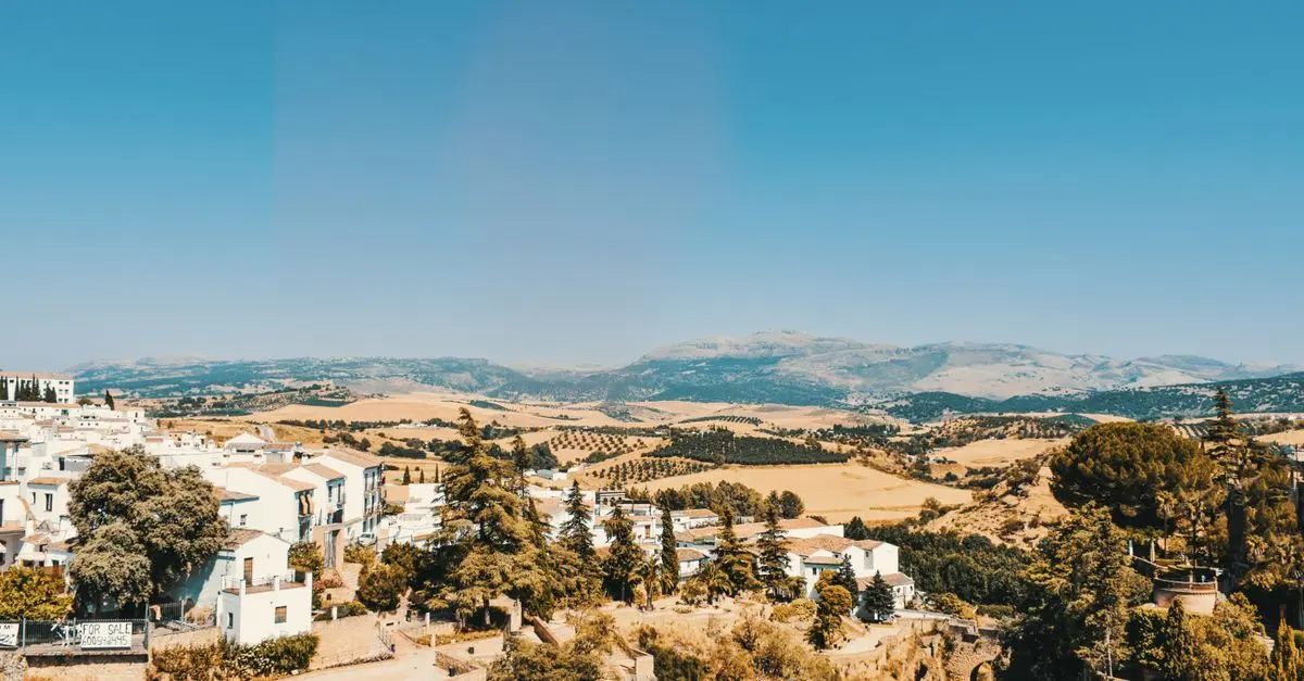 Cómo descubrir los rincones ocultos de España