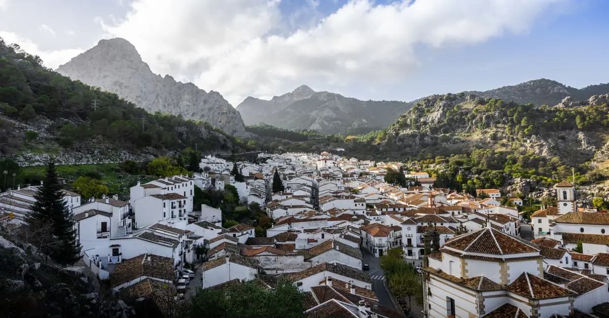 Cómo planificar una visita a los rincones ocultos de España