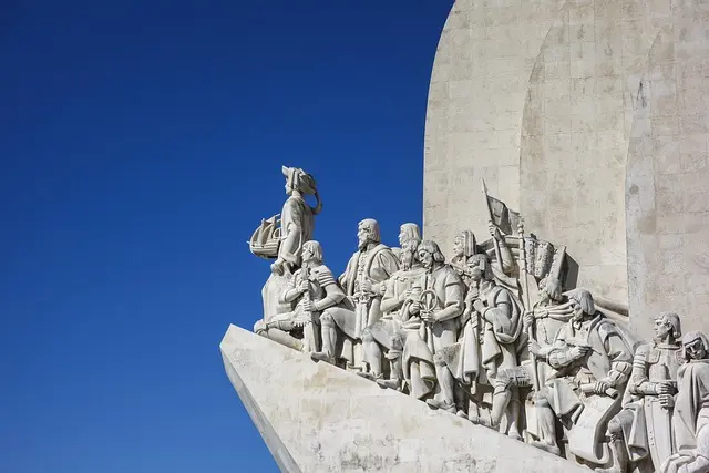 Cómo descubrir los rincones ocultos de España en tu próximo viaje